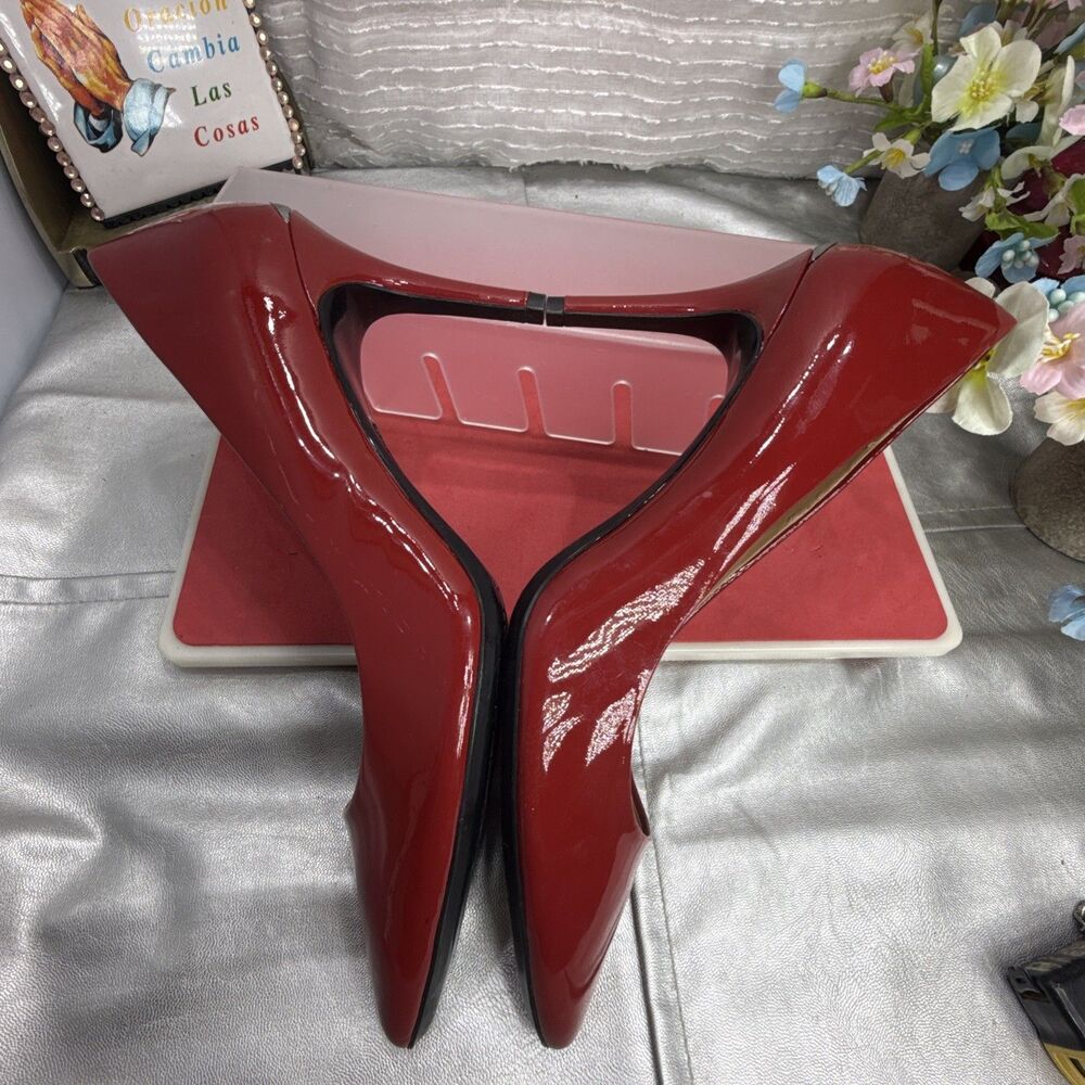 (O)Calvin Klein Red Patent Leather Gayle Women's Pump,Sz 8 M - Picture 16 of 16